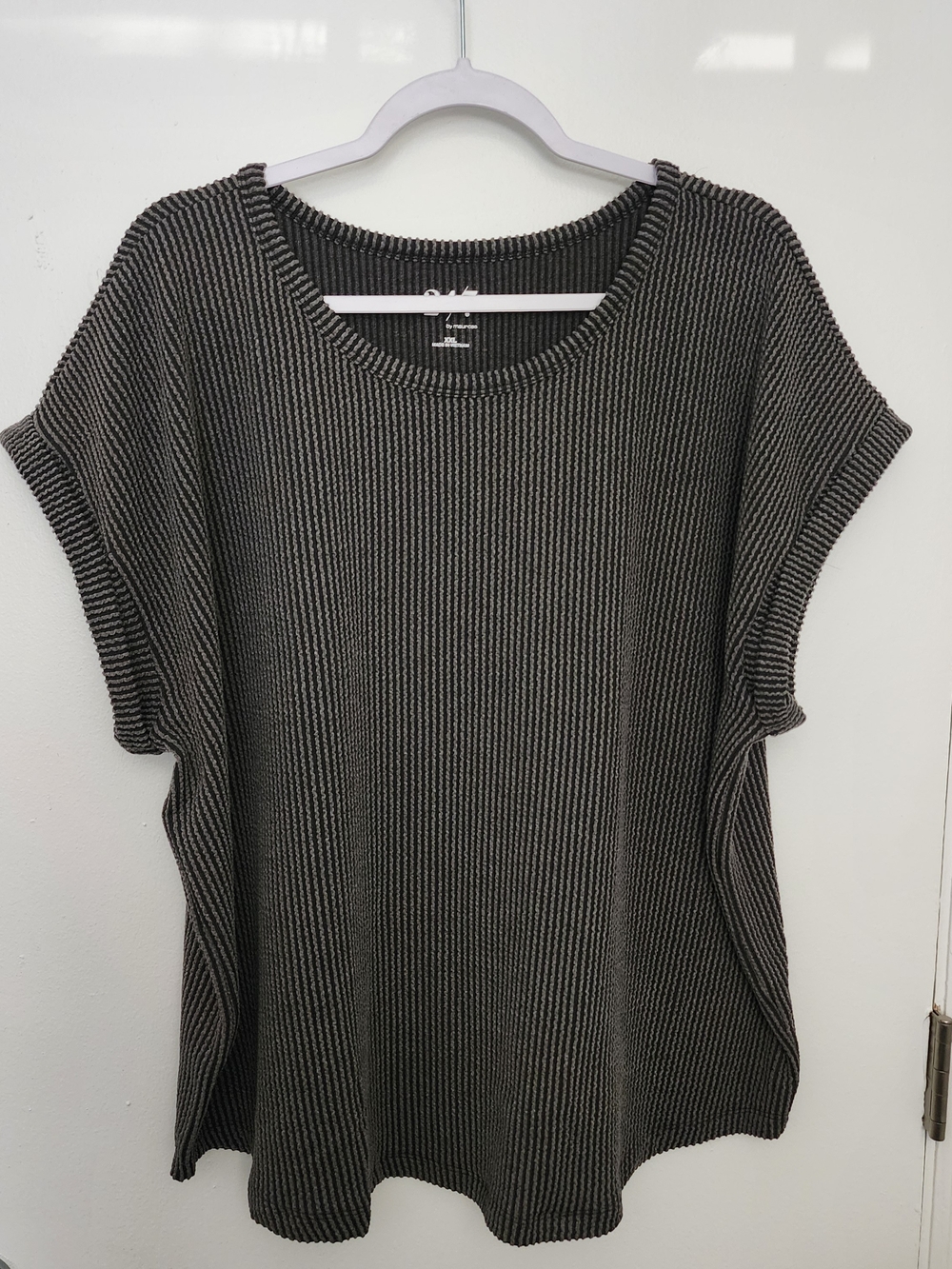 Women's Grey Textured Short Sleeve Top Size: XXL